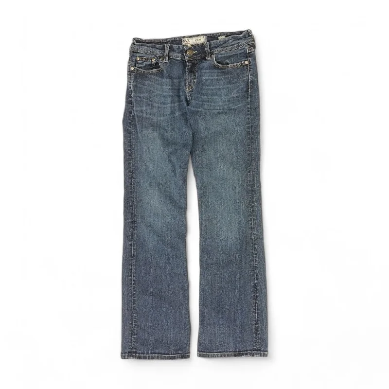 Blue Solid Low Rise Bootcut Jeans