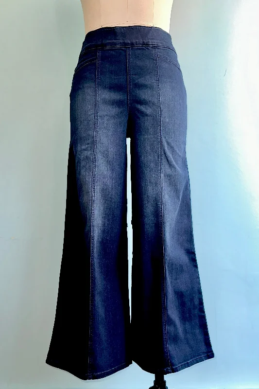 Petite 29" Pull On Tummy Control Wide Leg Jeans by 1822 Denim