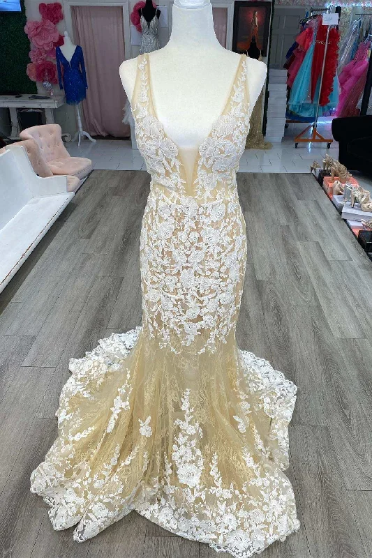 Light Yellow Floral Lace Plunge V Trumpet Long Prom Gown