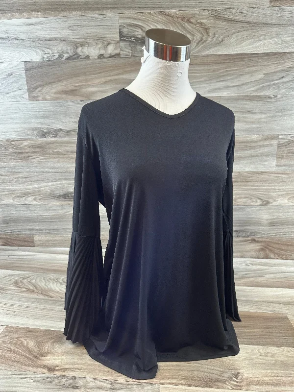 Top Long Sleeve Basic By Attitude In Black, Size: M