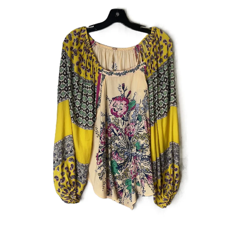 Top Long Sleeve By Free People In Multi-colored, Size: S