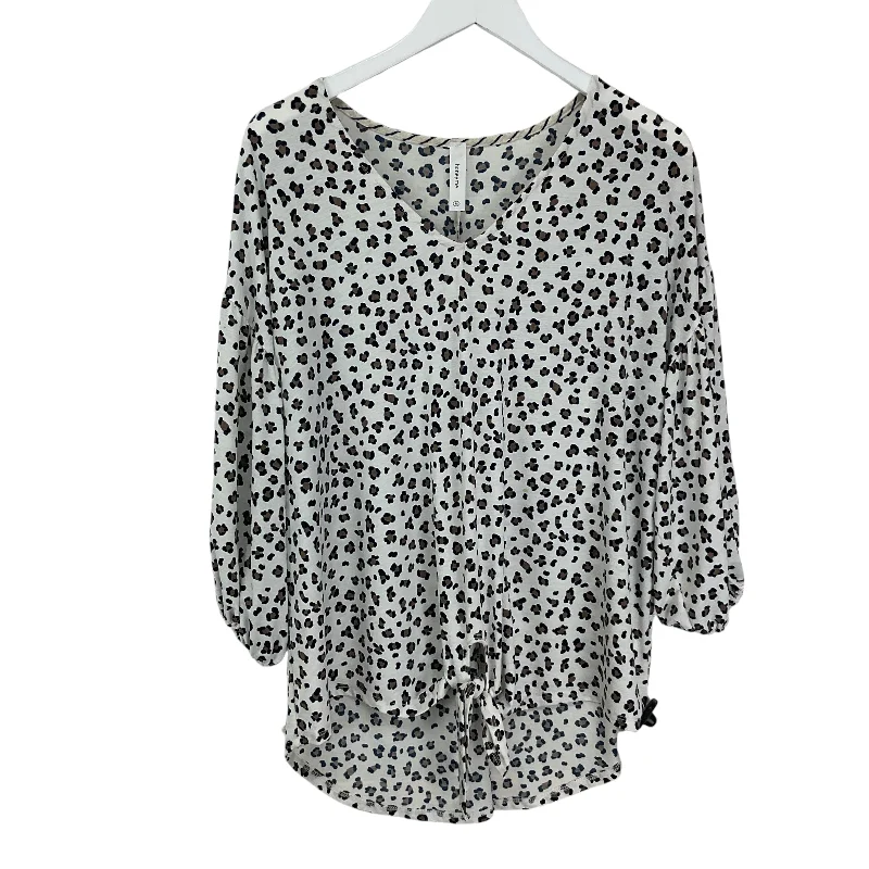 Top Long Sleeve By Honeyme In White, Size: M