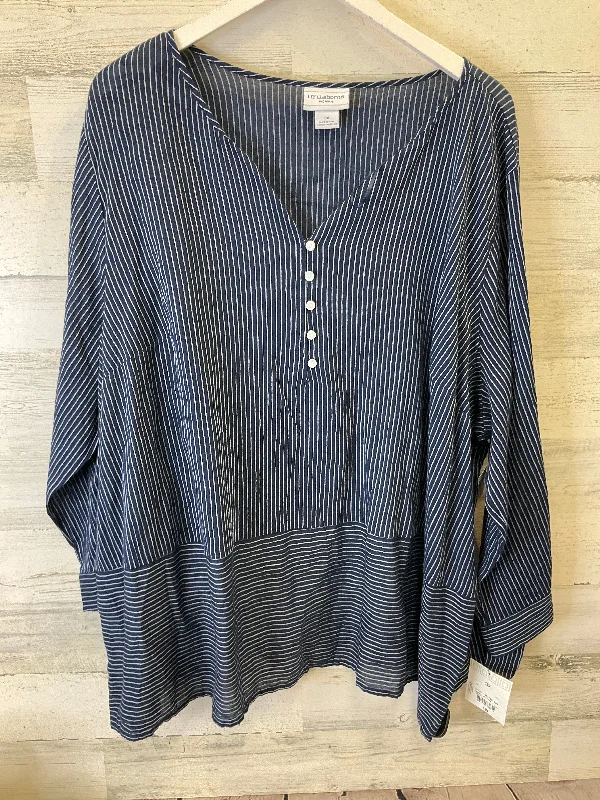 Top Long Sleeve By Liz Claiborne In Blue & White, Size: 3x